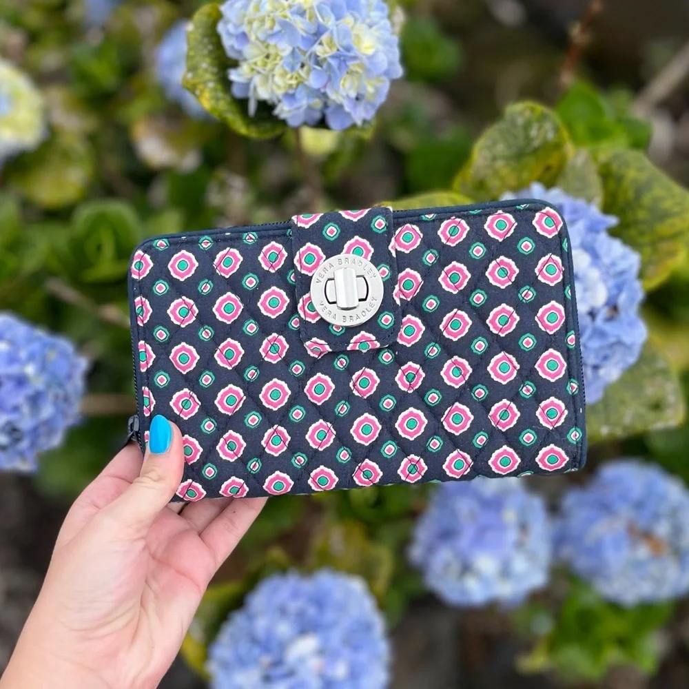 NWOT Vera Bradley Turnlock Wallet โข Petal Dots - Picture 1 of 10